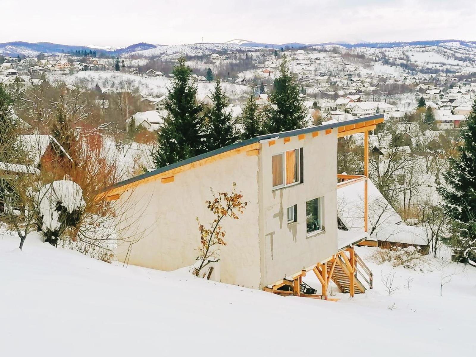 Chalet Rainbow